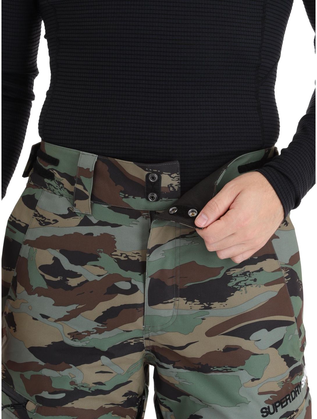 Superdry, Ski Ultimate Rescue pantaloni da sci uomo Woodland Green Camo verde 